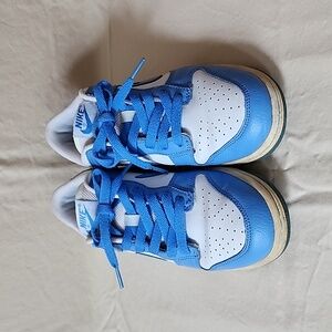 Nike dunk low - blue/white, size 5 (women's size 6.5)